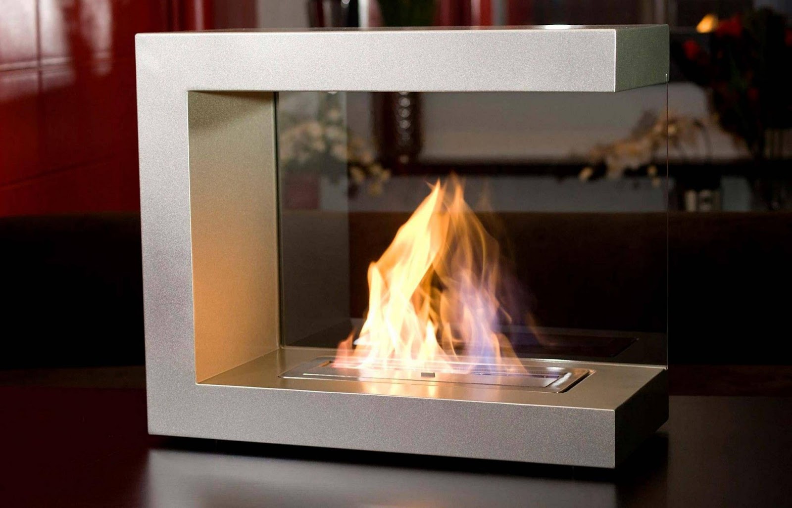 Как выбрать биокамин в квартиру